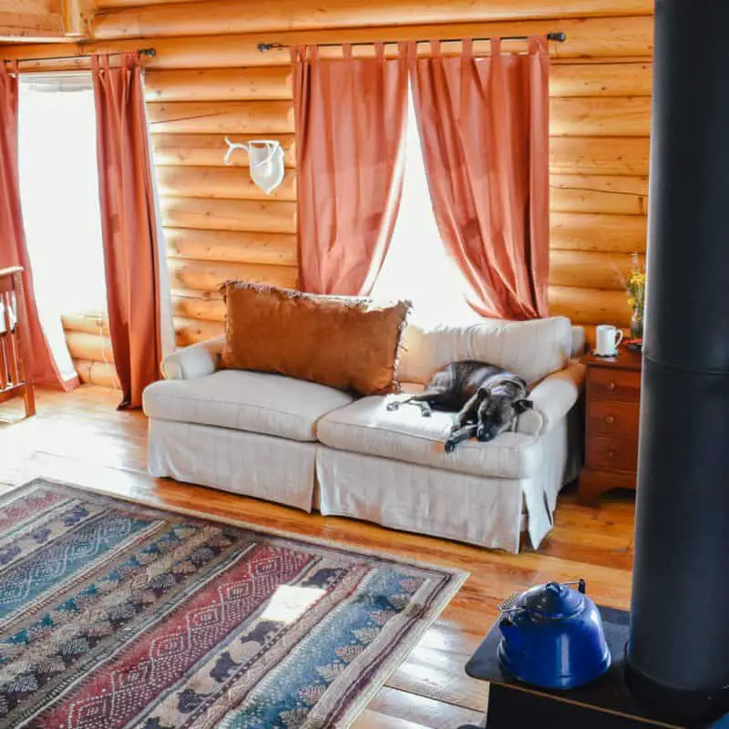 7 Quirks of Living in a Log Cabin