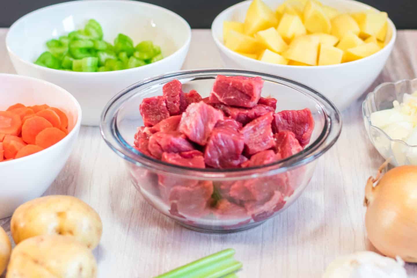 making beef stew slow cooker